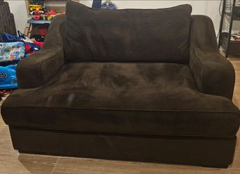 Loveseat