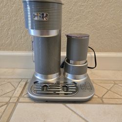 Mr. Coffee 4-in-1 Single-Serve Latte Lux, Iced Hot Coffee Maker with Milk Frother 