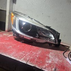 2015 2016 2017 Subaru Legacy
right/passenger side hid xenon
w/AFS

