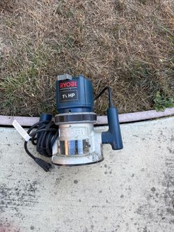 Ryobi router