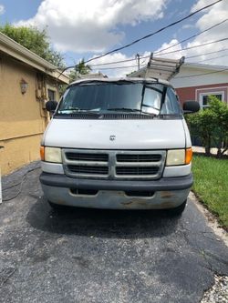 2002 Dodge Ram Van