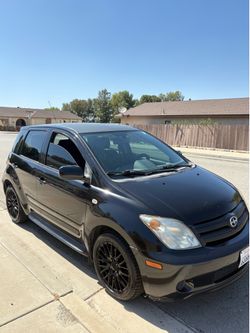2004 Scion xA Hatchback