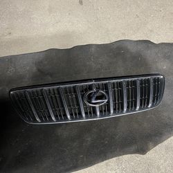 Lexus Grill