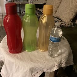 Tupperware Each 