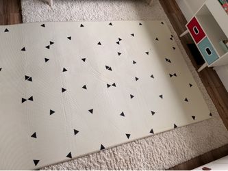LITTLE BOT BABY PLAY MAT (OFIE MAT, COUNTRY ROAD + TRIANGLE