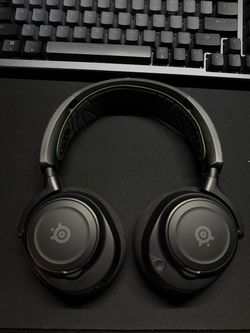 SteelSeries Gaming Hadset arctis nova 7x