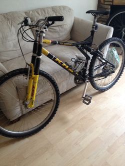 Khs fxt mountain bike new arrivals