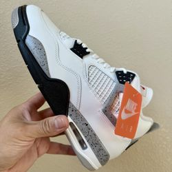 Jordan 4 OG Retro”White Cement”$265