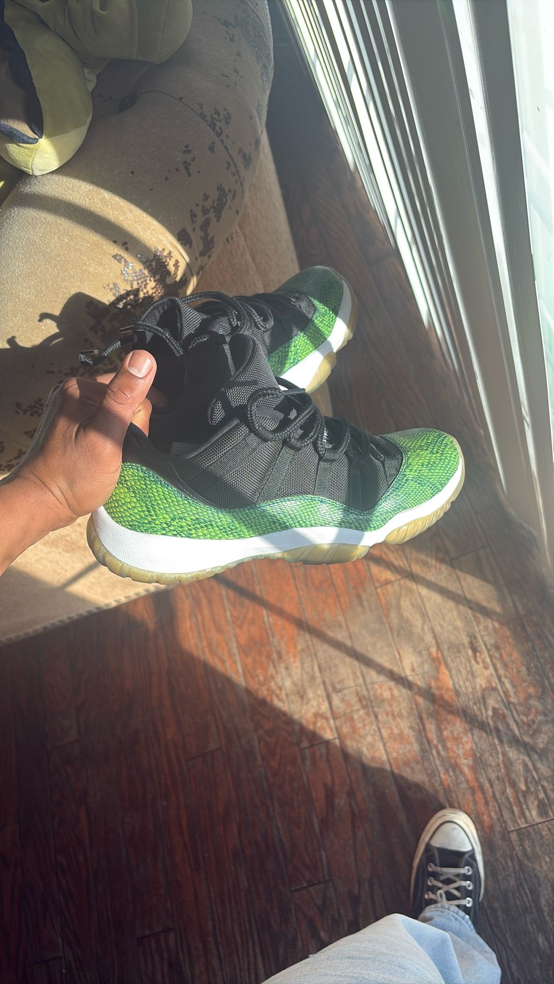 Jordan Snakeskin 11 Low