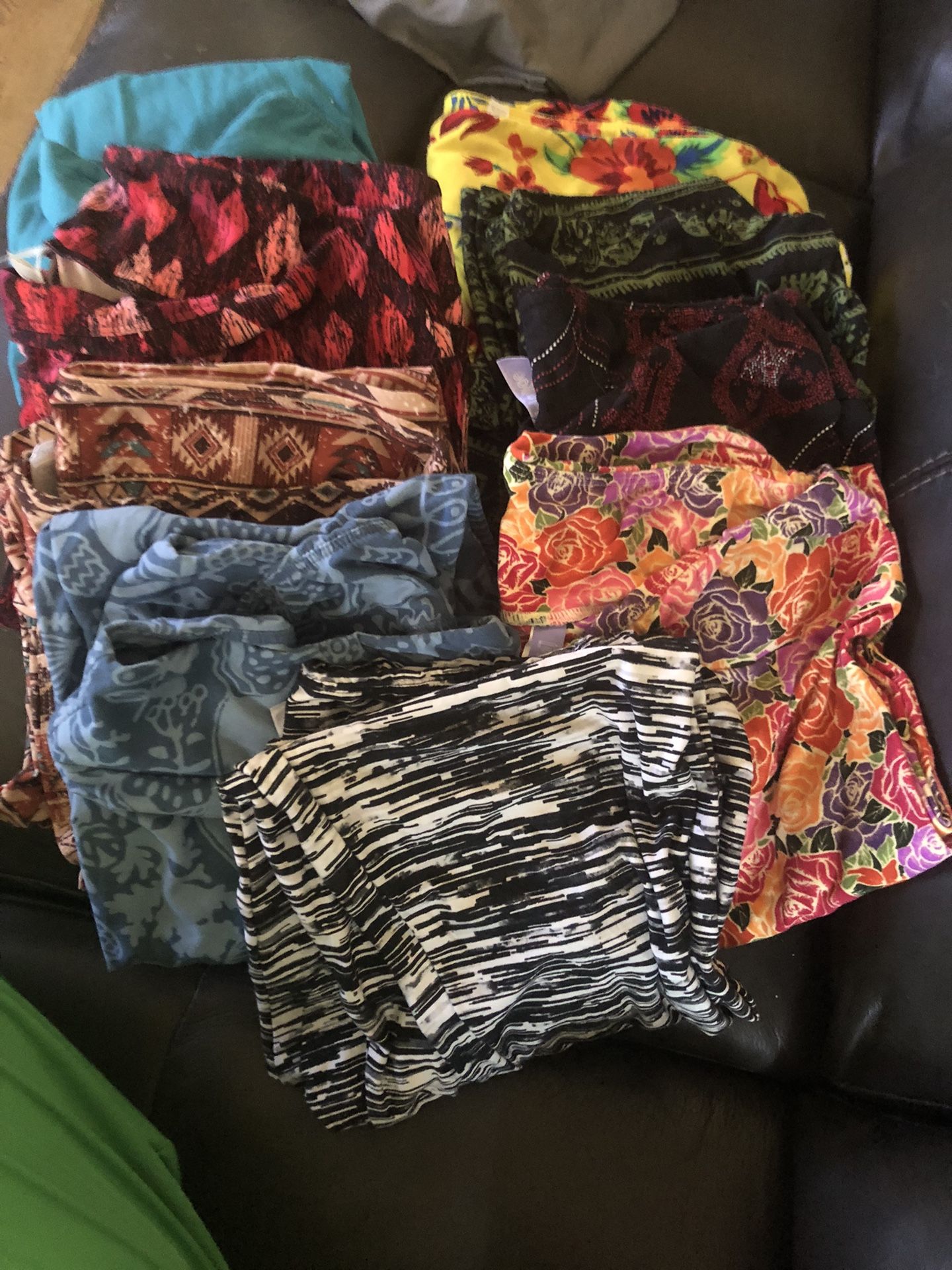 LuLaRoe Leggings Size TC (12-18) 