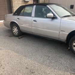 2005 Mercury Grand Marquis Parts