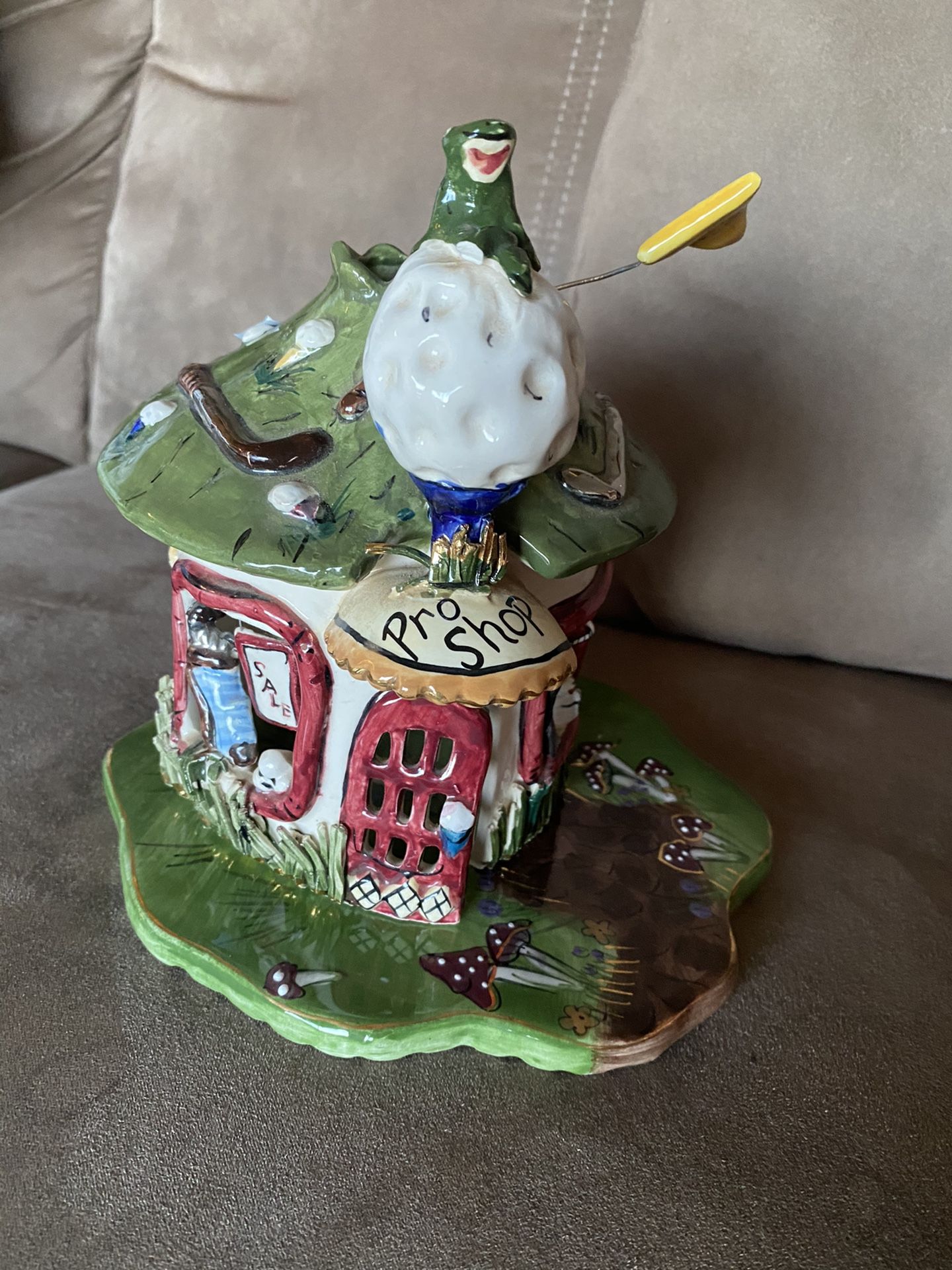 Blue Sky Clayworks Golf Pro Shop Cover Garage Heather Goldminc T-lite Candle Holder