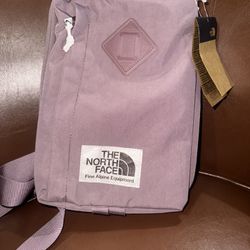 NWT The North Face Berkeley Field Bag