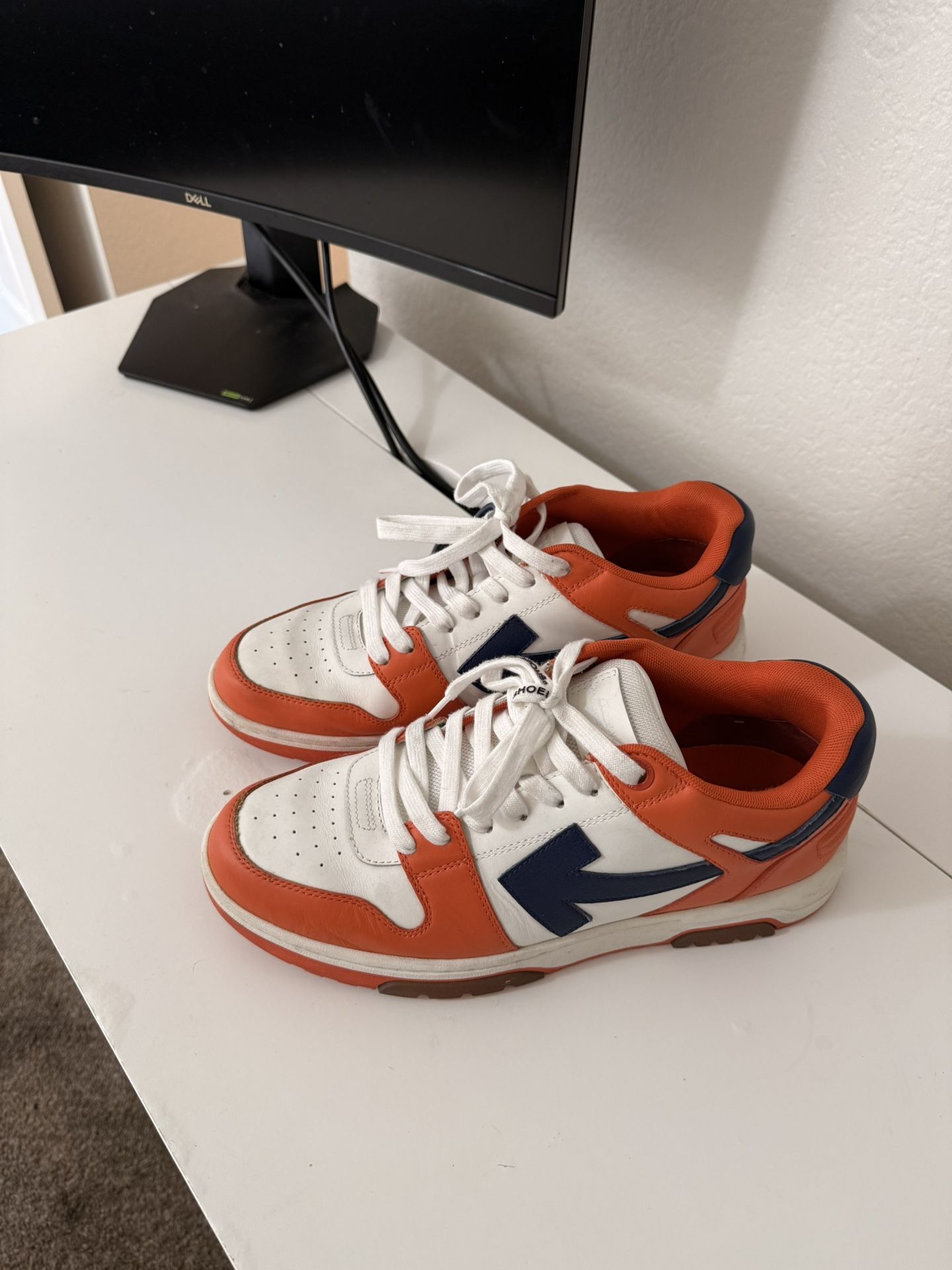 Off White Out Of Office Sneaker Sz 10.5