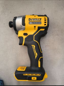 DeWalt impact driver.... Impacto DeWalt