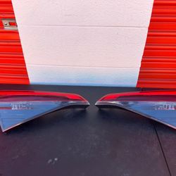 2022-2023-2024 HONDA CIVIC LEFT RIGHT SIDE INNER TAIL LIGHT OEM