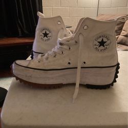 All Star Converse High Top Size 7/1/2 