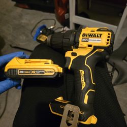 Brand New Dewalt 20v Brushless drill