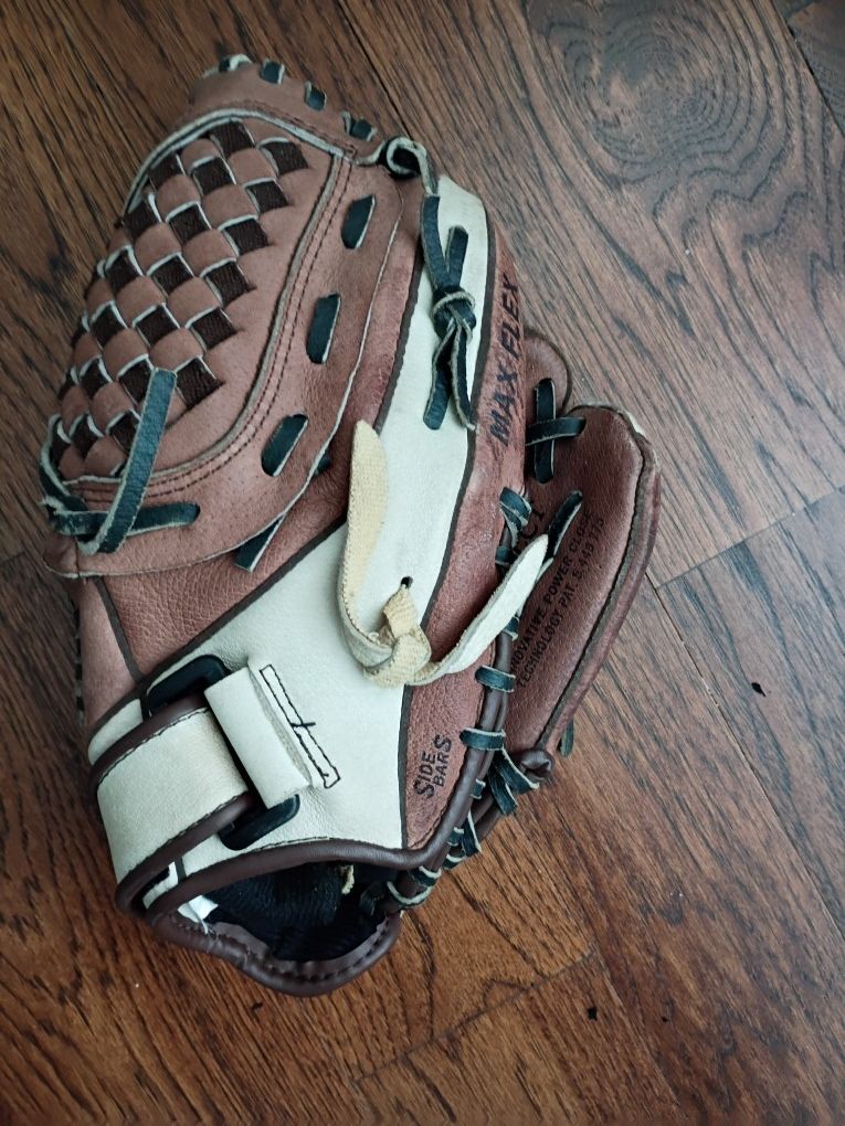 Mizuno CP101 Baseball Glove