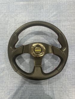 Momo Quick Release steering wheel