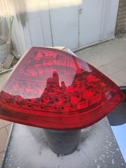 2006-2007 Honda Accord right brake light
