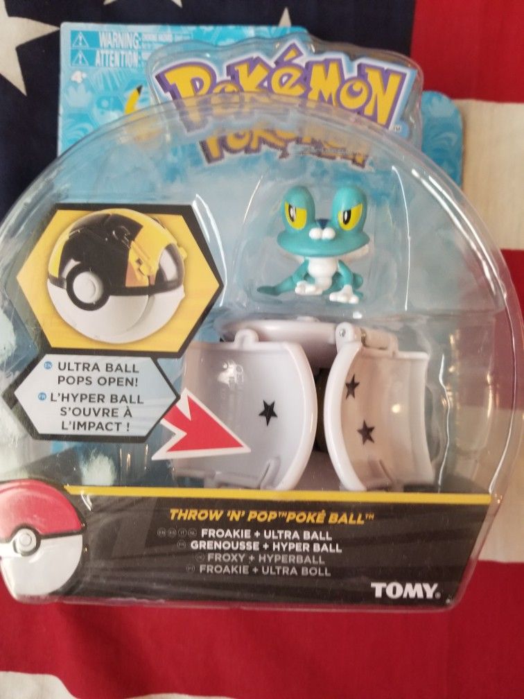 Pokemon Throw N Pop Pokeball Toy (