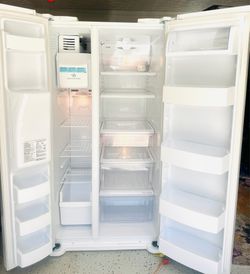 Kenmore Side-by-Side Refrigerator-Freezer