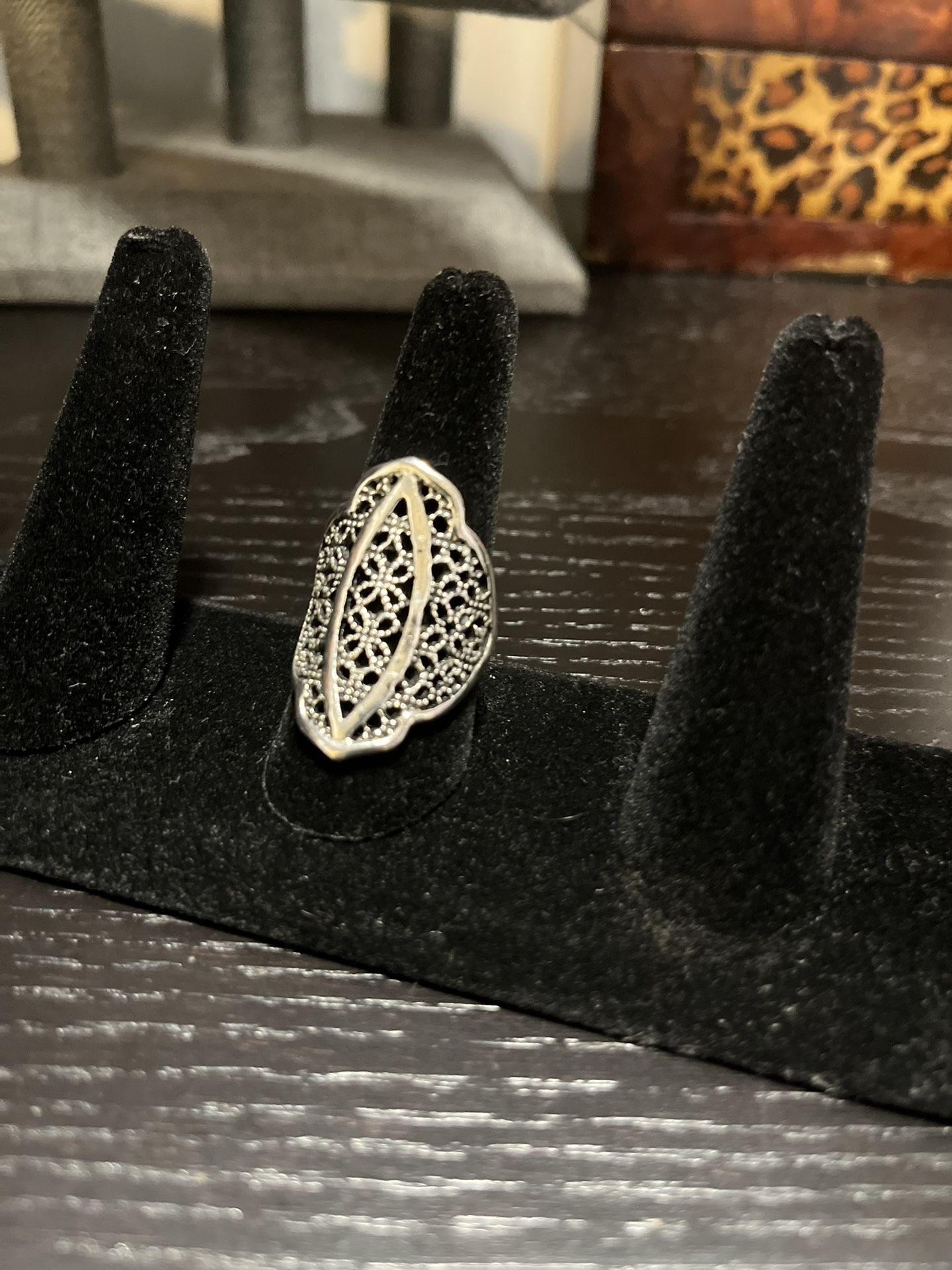 New! Ladies Fashion Ring
