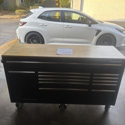 Husky Toolbox Mobile Workbench 62in