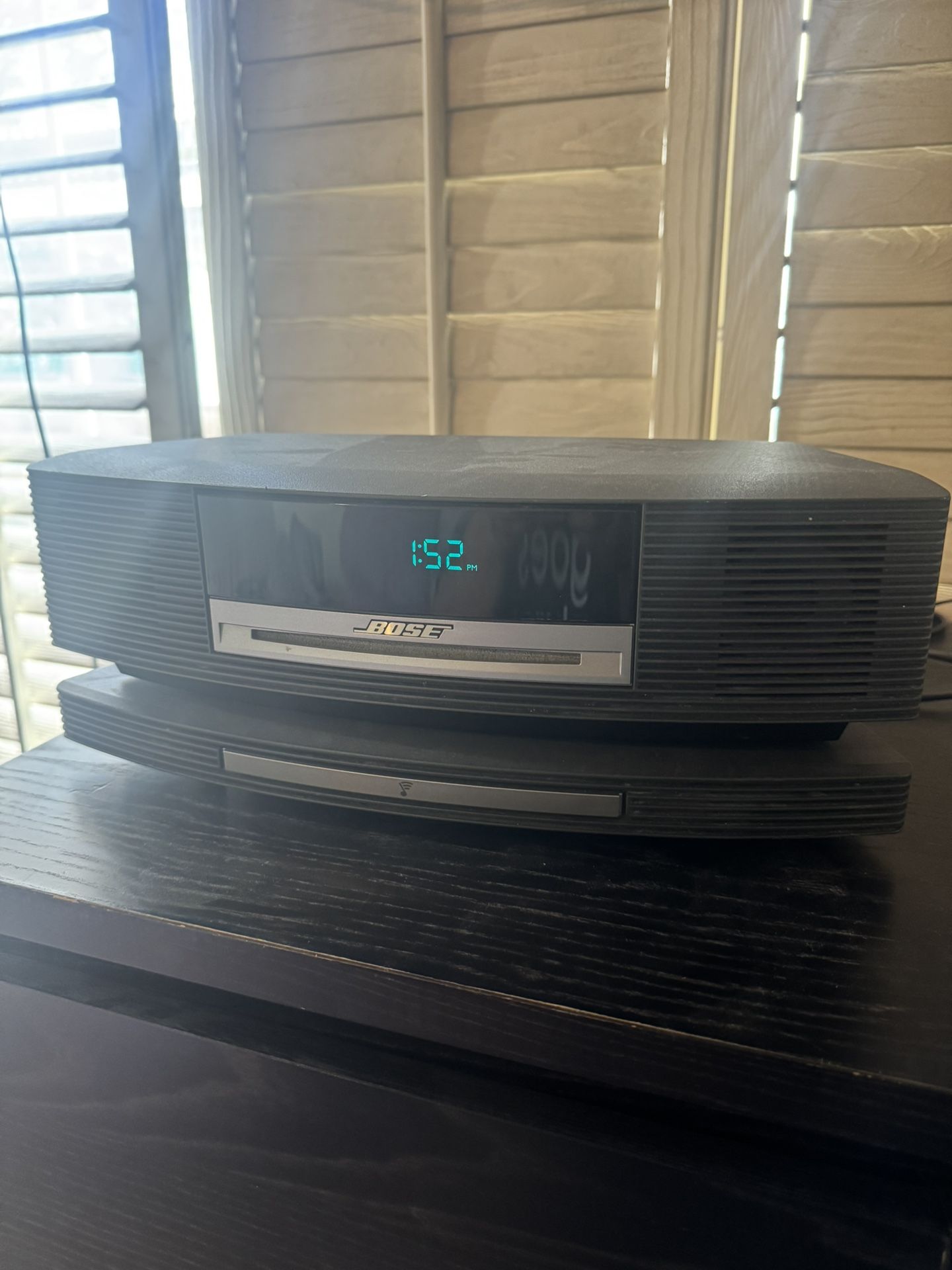 Bose Music System III with SoundTouch Pedestal