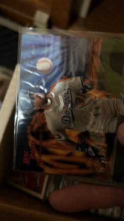 Mike Piazza LA Dodgers Baseball Card 1995