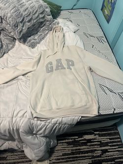 Gap Hoodie