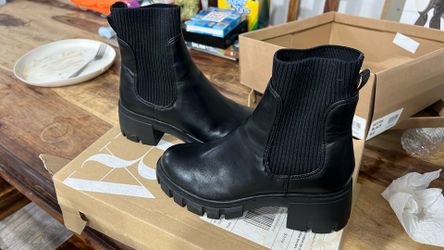 Steve Madden Boots Size 6 Women