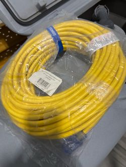 100ft Extension Cord  W/ Power Indicator
