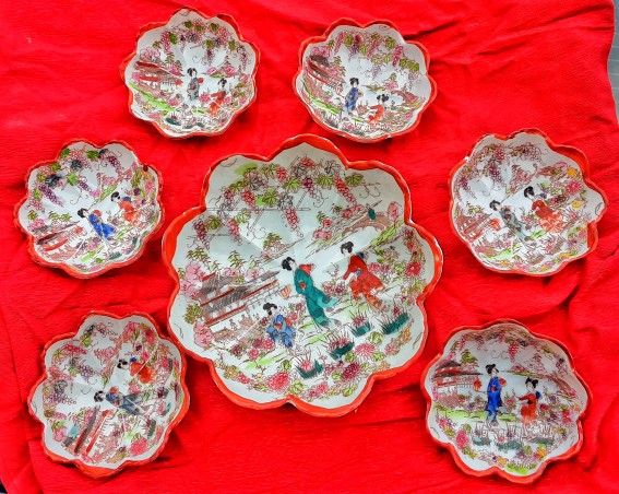 Antique Geisha Girl Porcelain Berry Bowl Set 7 PIECES Made In JAPAN unmarked