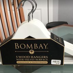 NEW~Bombay 5 Wood Hangers~Velvet Surface Strong~durable hangers with wood bar to hang pants~new in Package