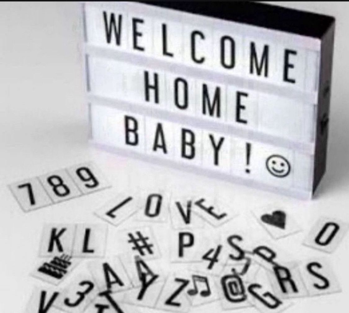 Light box Includes: light box, 51 letters and 9 symbols, 20 emoticons, 20 pieces of 6.7 x 12.6 x 2.15in. Horizontal plastic display,
