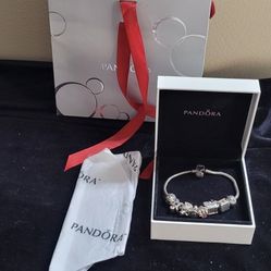 Pandora 925 ALE Silver Bracelet with 8 Charms Christmas Collection