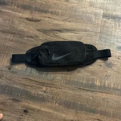 Nike Running Hip Bag