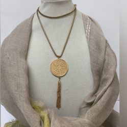 MOLOCH Gold Circle Pendant Necklace