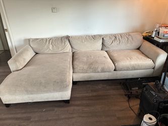 Couch w chaise