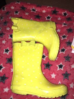 Girl rainboots (Size 11)