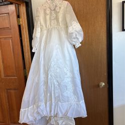 1970s Wedding Dress And Veil