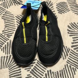7t water shoes