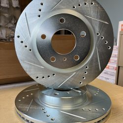 Infiniti G35 Nissan 350z Front Set Rotors Ceramic Pads