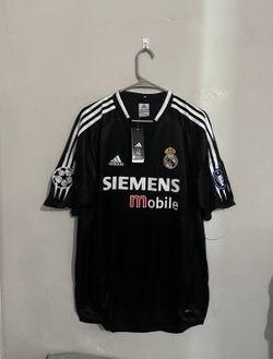 2004-05 Away Real Madrid Jersey(Any Size)