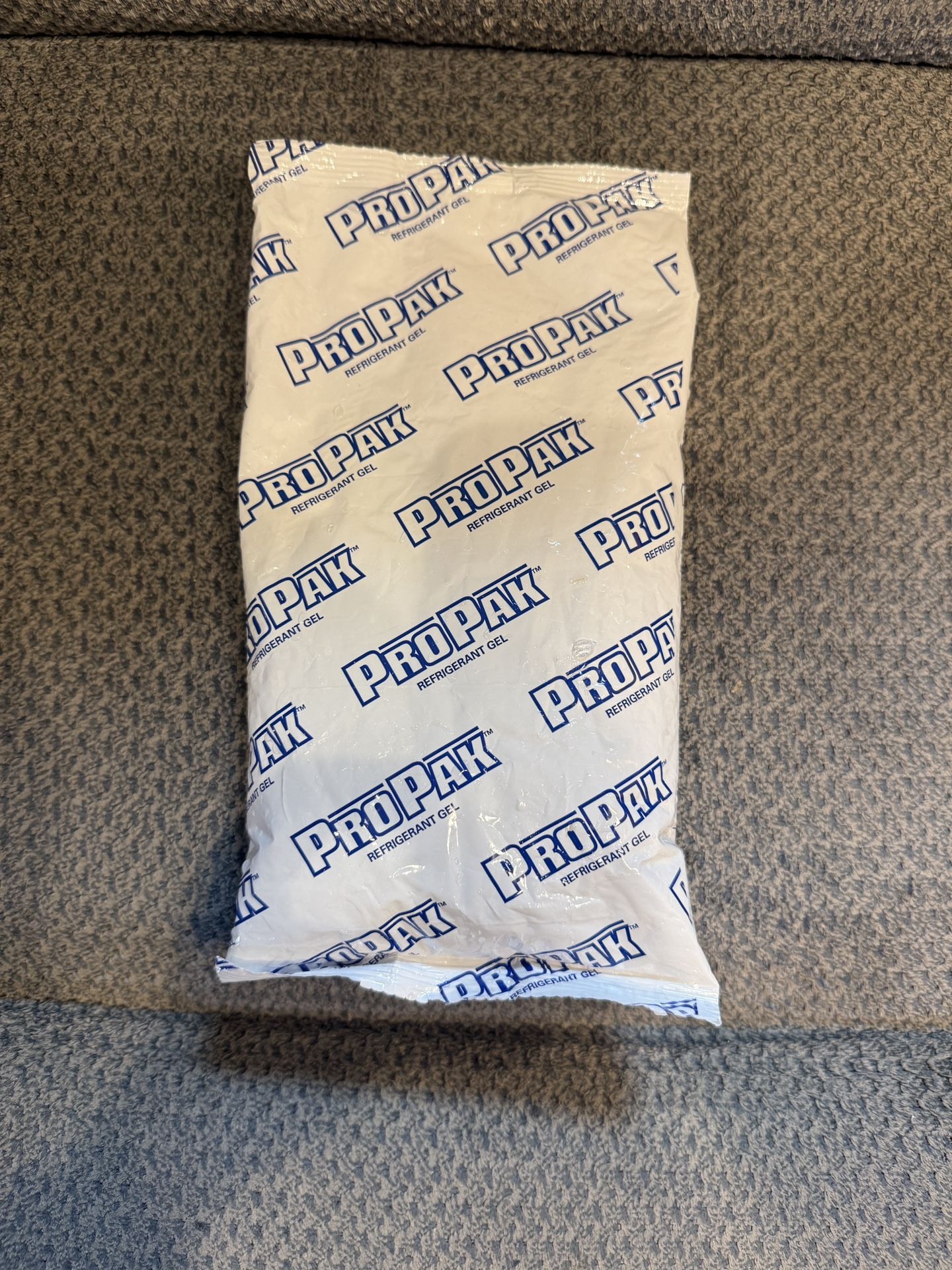 Large Refrigerator Gel Reusable Freezer Packs