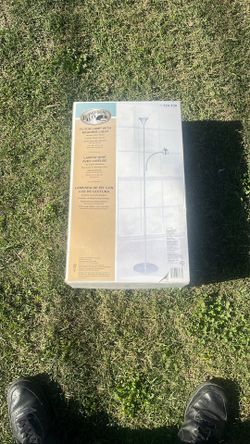 Hampton Bay Floor Light