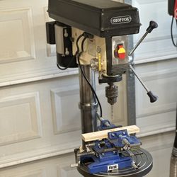 Shop Fox W1680 - 17" Floor Model Drill Press