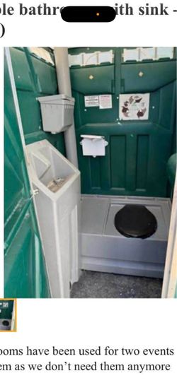 Porta potty with sink